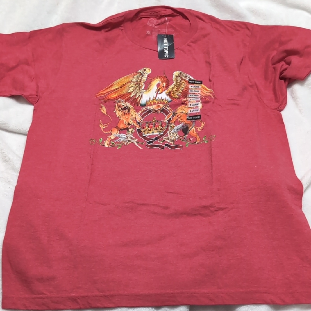 Red Queen Band Tee